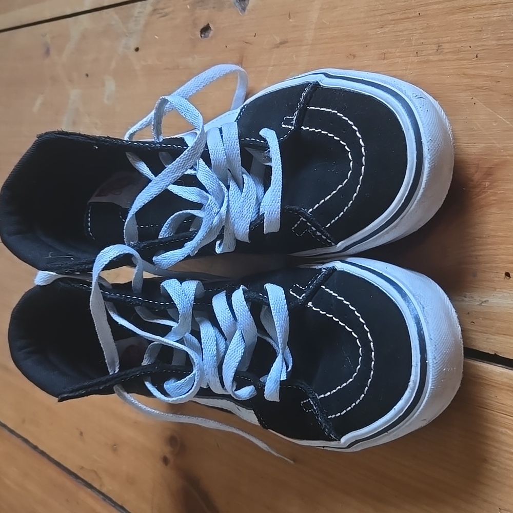 Vans Black and White High-Top Sneakers - Picture 2 of 6